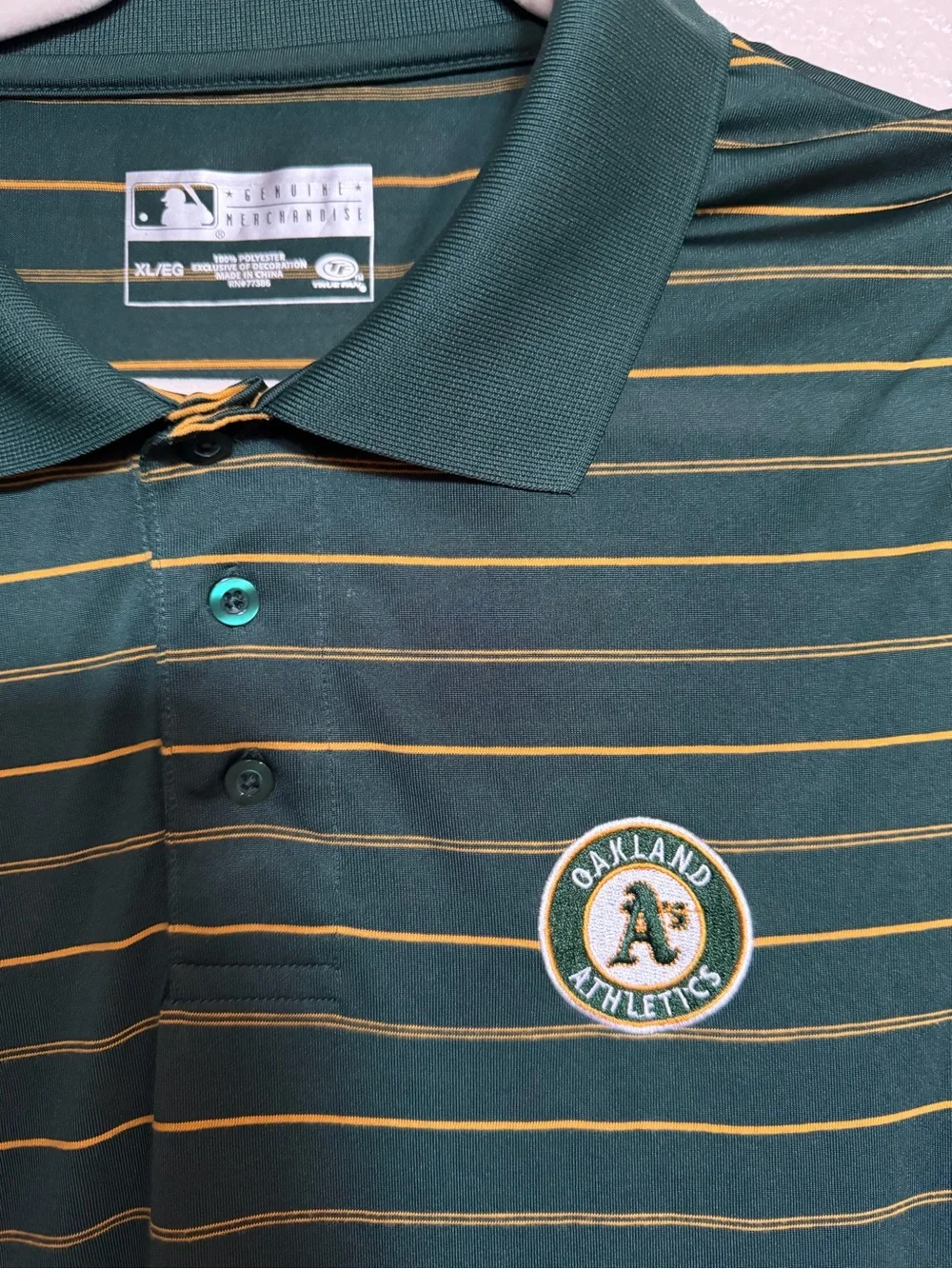 Oakland Athletics A’s Polo Shirt Men’s XL Green Gold Striped MLB Performance